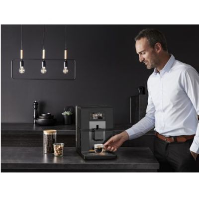 6. Ekspres ciśnieniowy KRUPS EA875U