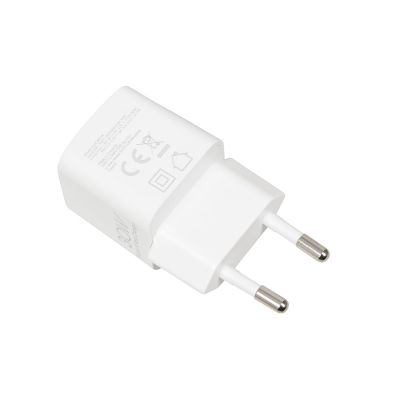 2. ŁADOWARKA SIECIOWA I-BOX C-38 PD30W USB-C, KABEL