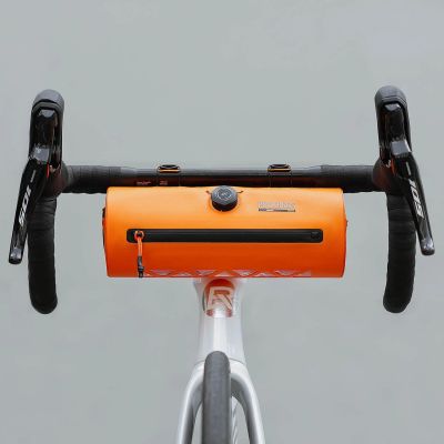 3. Torba rowerowa Rockbros AS-143 ROAD TO SKY na kierownicę wodoodporna 2 l - pomarańczowa