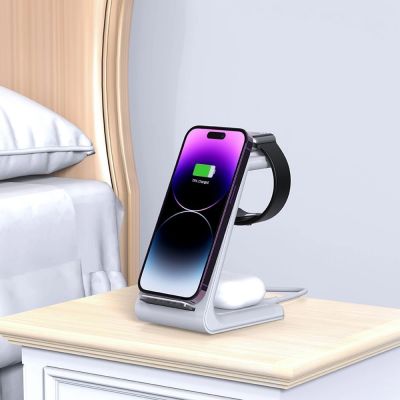6. Stacja ładująca Tech-Protect QI15W-A36 3w1 dla Apple - biała