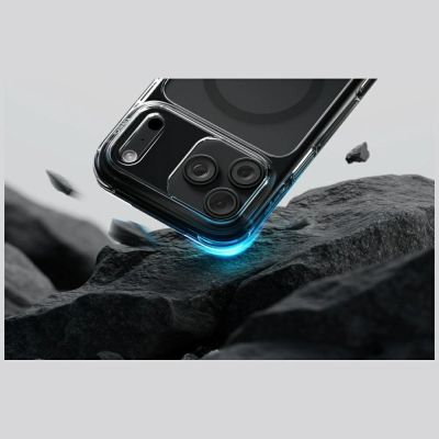 7. Etui UNIQ LifePro Xtreme Magclick Charging na iPhone 18 Pro Max / 17 Pro Max - przezroczysto-czarne
