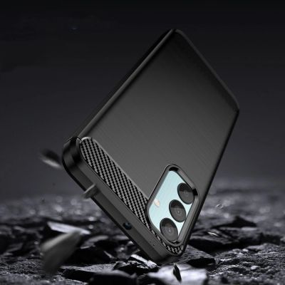 3. Etui Tech-Protect TPUCarbon na Samsung Galaxy M15 5G - czarne