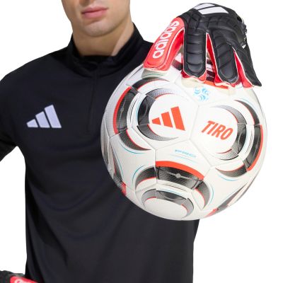 6. Rękawice bramkarskie adidas Copa Club czarno-czerwone KA7805