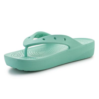 8. Japonki Crocs Classic Platfrom Flip W Oxygen W 207714-3UG