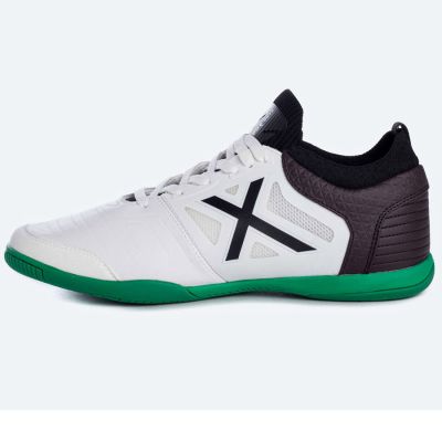 6. Buty Munich Tiga IN 3190048