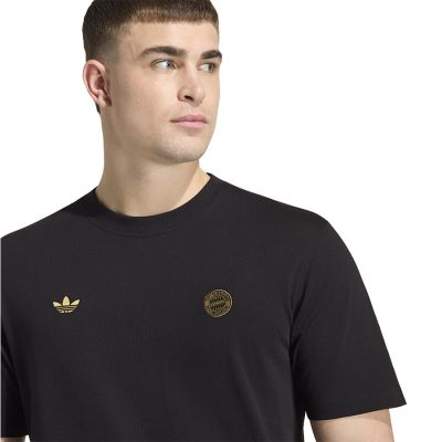 4. Koszulka adidas FC Bayern JZ9948