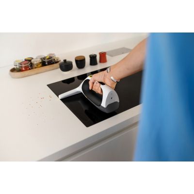 10. Myjka do okien KARCHER WV 2 Universal Care - 1.633-671.0