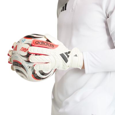 5. Rękawice bramkarskie adidas Copa Club białe KA7804