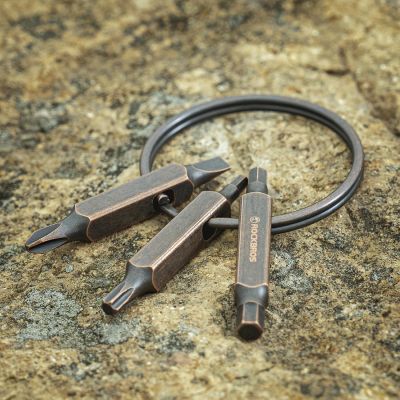 4. Multitool Rockbros VK-ARCO3 ROAD TO SKY brelok 6w1 - brązowy