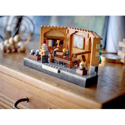5. LEGO Ideas 40595 - Hołd dla Galileusza