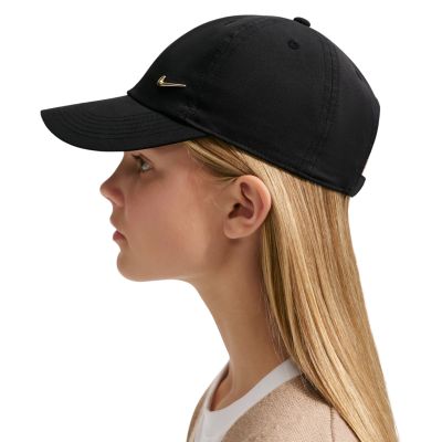 7. Czapka z daszkiem dla dzieci Nike Dri-Fit Club czarna FB5064 011