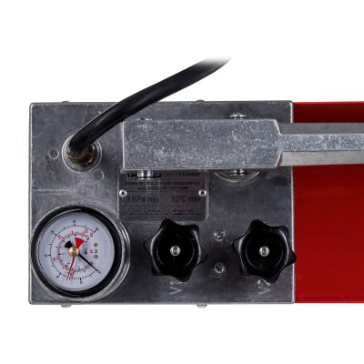 8. Yato YT-24800 kalibrator ciśnienia