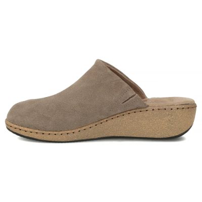 3. Skórzane klapki na koturnie taupe Filippo DK7567