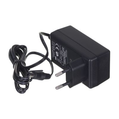 6. UNITEK MOST DYSKI SATA 2,5/3,5' & M.2 PCIE/NVME