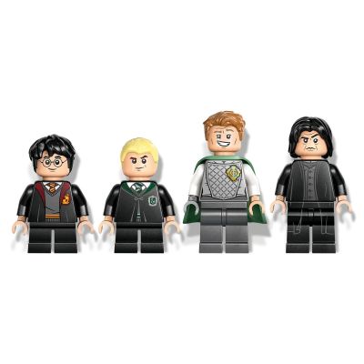 6. LEGO HARRY POTTER 76441 Zamek Hogwart: Klub pojedynków