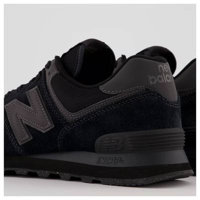 8. Buty New Balance M ML574EVE