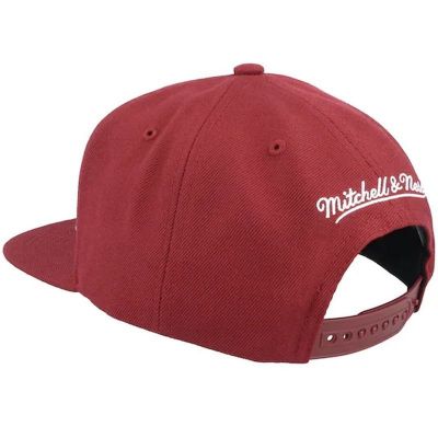 4. Czapka z daszkiem Mitchell & Ness NBA Miami Heat Top Spot Snapback Hwc Heat HHSS3256-MHEYYPPPMARO
