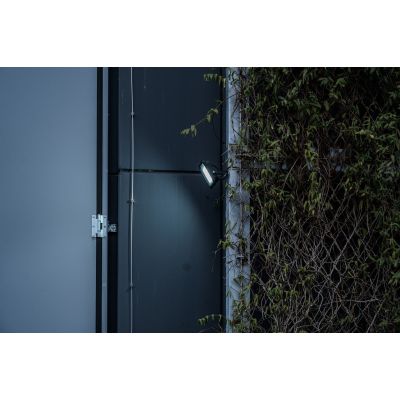 8. Brennenstuhl 1171250041 reflektor Czarny 100 W LED D