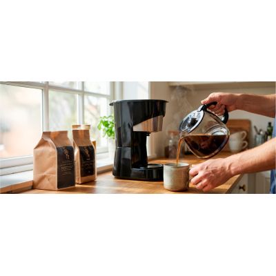 3. Ekspres przelewowy Black+Decker BXCO1001E 1000W | 12 filiżanek
