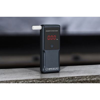 7. Alkomat BACscan F-50 Ultra