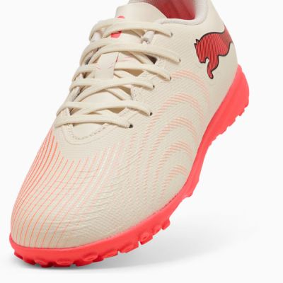 4. Buty Puma Future 9 PLAY JR TT 109198-01
