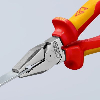 8. Knipex 02 06 180 szczypce