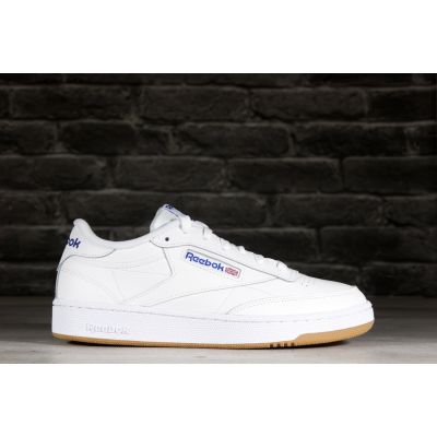 10. Buty Reebok Club C 85 M AR0459