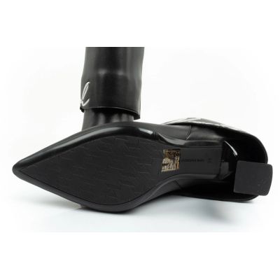 20. Buty, kozaki Karl Lagerfeld Debut II W KL32084F0X
