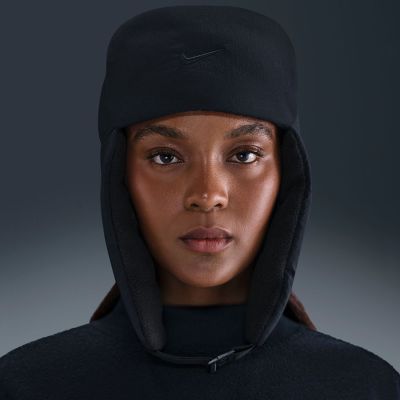 4. Czapka Nike Fly IB7310-010