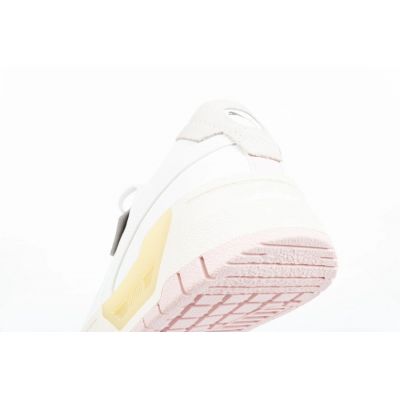 8. Buty sportowe Puma Cali Dream W 383112 01