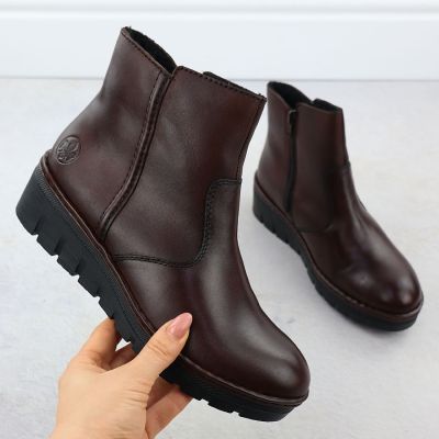 2. Skórzane botki damskie na koturnie brązowe Rieker X9165-27