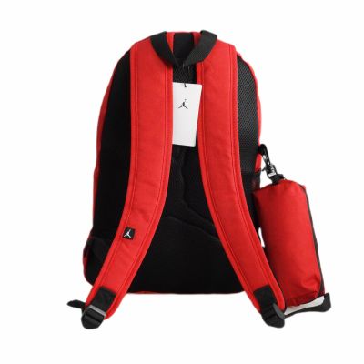 5. Plecak szkolny Air Jordan School Backpack Gym Red + Piórnik -  9B0503-R78