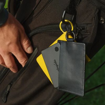 6. Zestaw karta CARD + lokalizator LOOP Chipolo charcoal