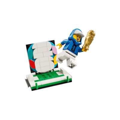 5. LEGO Editions 43020 - Oficjalny Puchar Świata FIFA