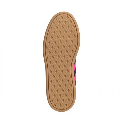 6. Buty adidas Breaknet Sleek Jr JQ3053