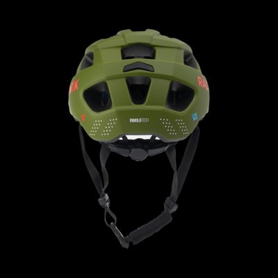 2. Kask TRIADE