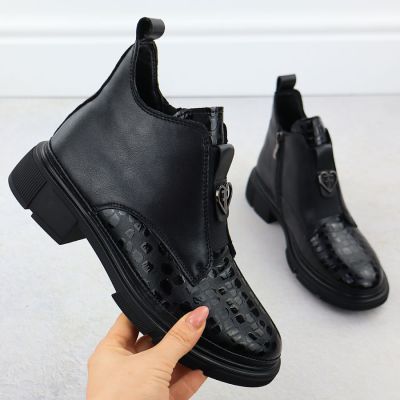 2. Skórzane botki damskie kroko czarne Filippo DBT7430