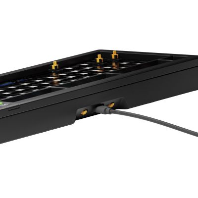 4. Glorious PC Gaming Race GMMK 3 Barebones klawiatura Dom USB Nie Czarny