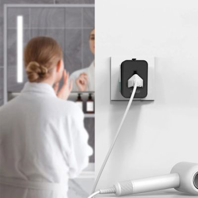 3. Adapter podróżny Tech-Protect TA300 Travel Adapter EU / UK / AU - czarna