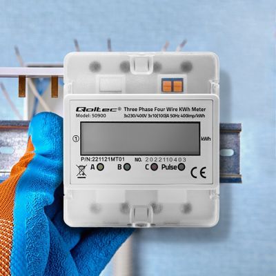 2. QOLTEC LICZNIK ZUŻYCIA ENERGII TRÓJFAZOWY NA SZYNĘ DIN | 230V | LCD | 4P