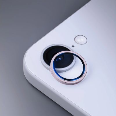 25. Szkło hartowane na obiektyw aparatu 3mk Lens Protection Pro do iPhone 16e  - fioletowe