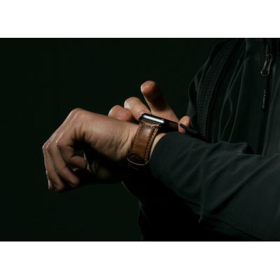 11. Nomad NM1A4RBT00 inteligentne akcesorium osobiste Band Brązowy Skóra