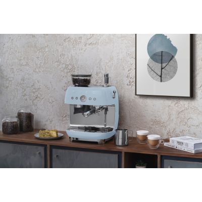 16. Smeg EGF03PBEU ekspres do kawy Ręczny Ekspres do espresso 2,4 l