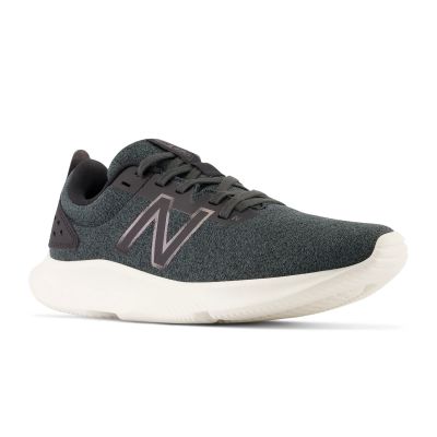 10. Buty do biegania New Balance treningowe W WE430RK2