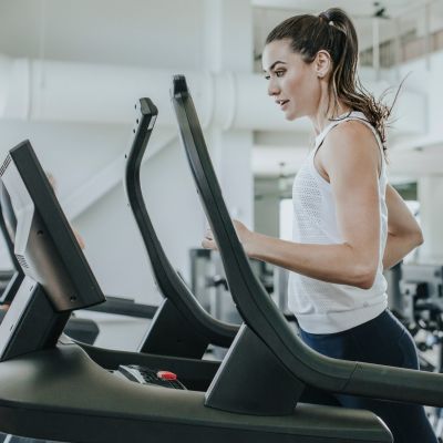 31. Bieżnia elektryczna Freemotion Incline Trainer i22.9 FMTK74819K2
