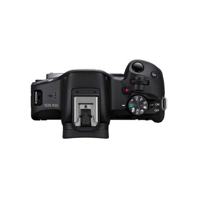 16. Aparat Canon EOS R50 + 18-45mm + 55-210mm