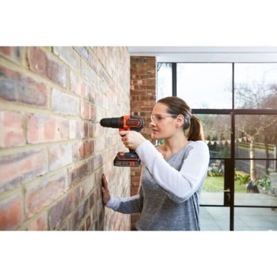 12. Black & Decker BDCHD18K1B2-QW wiertło 1400 RPM