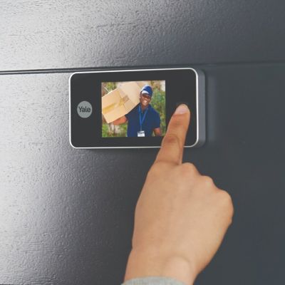 14. Elektroniczny wizjer drzwiowy Yale 500 Digital Door Viewer