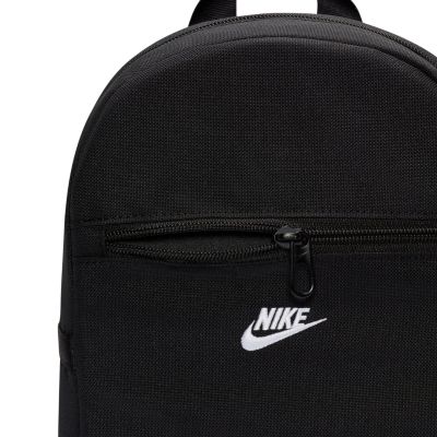 5. Plecak Nike Heritage mini czarny IB4348 010