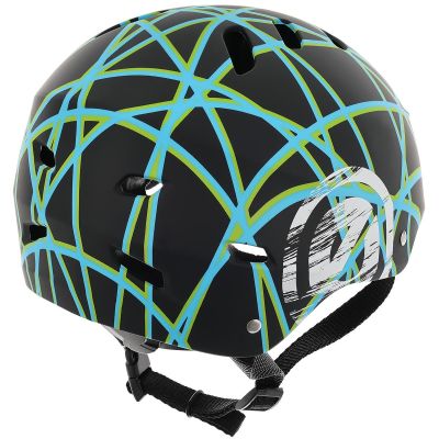 3. KASK SKATE SCRATCH R.L